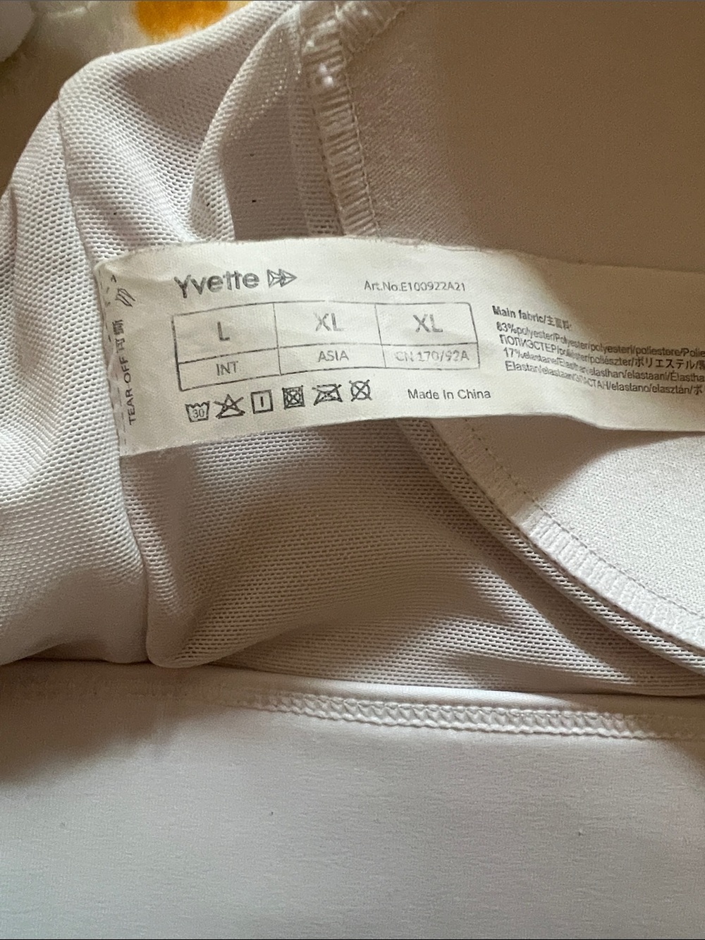Yvette High Support Zip Sports Bra - large - Picture 12 of 16